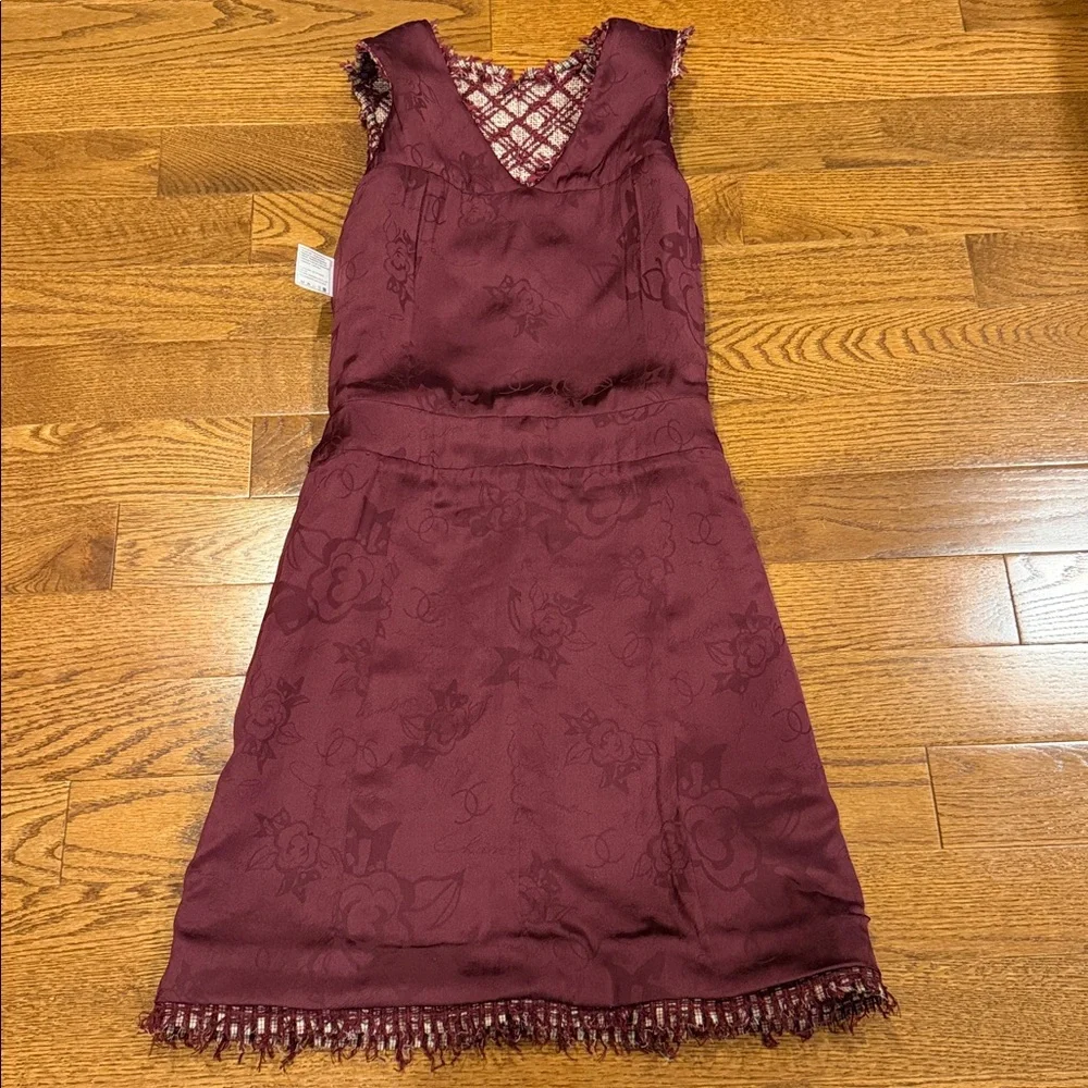 Chanel Burgundy Tweed Dress - Picture 5 of 17